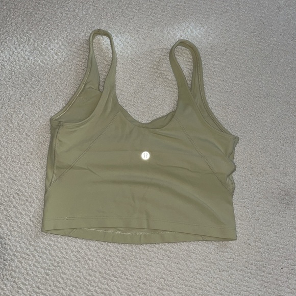 Lululemon tank size 4 built in bra - Picture 2 of 2